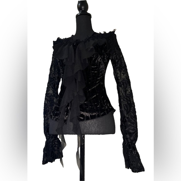 DEVIL FASHION Gothic Vampire Velvet Lace Long Sleeves Button Up Blouse - Picture 3 of 8